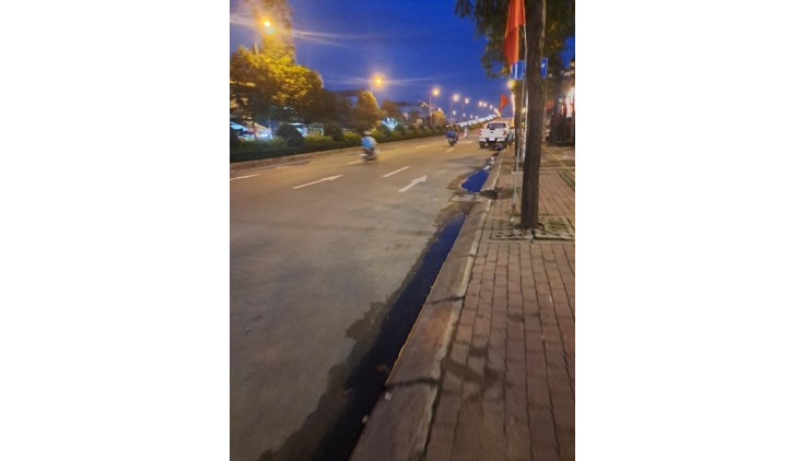 MẶT TIỀN Kinh Doanh Hà Huy Giáp Q12 Nguồn Thu 100tr/th 1000m2 75tr/1m2